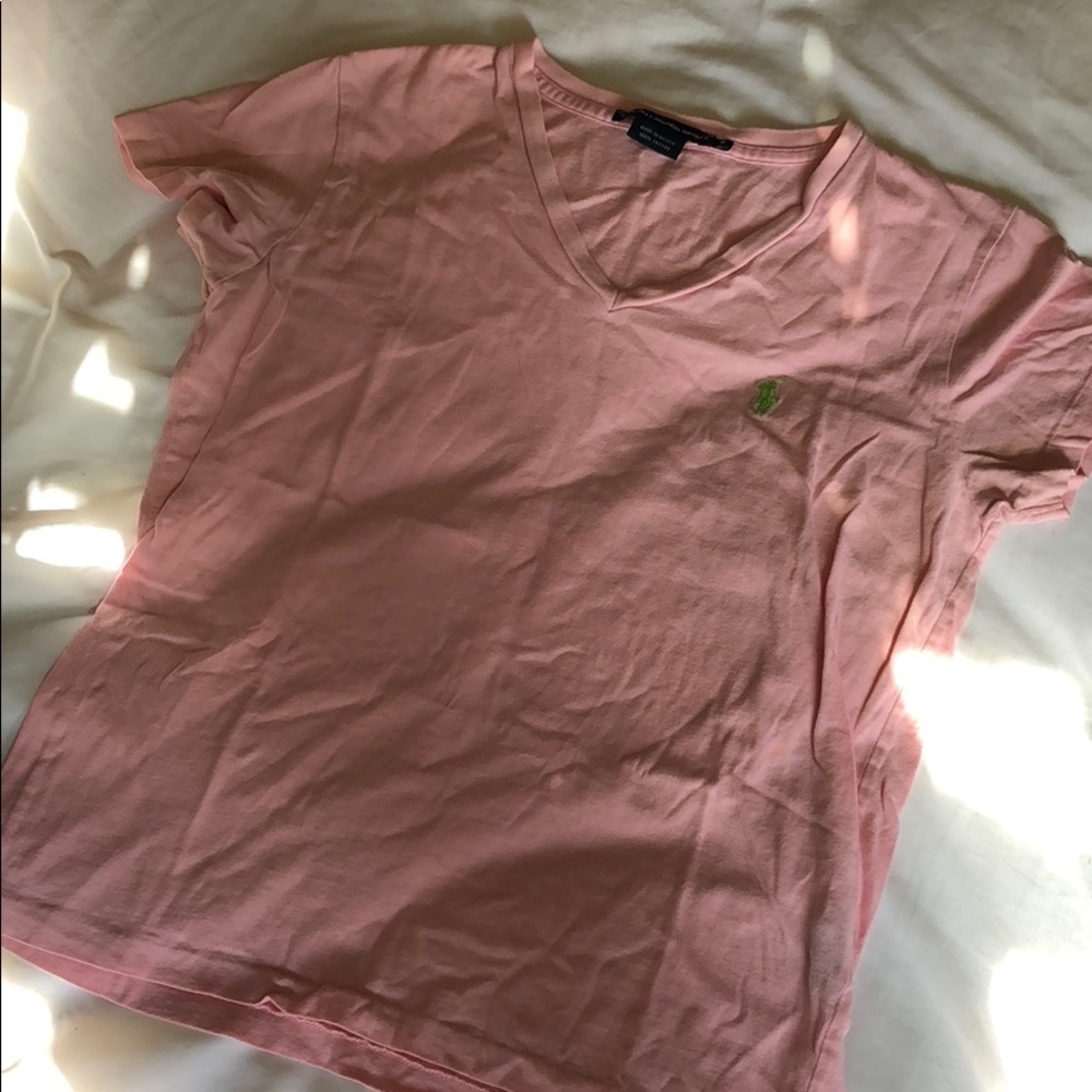 Tee